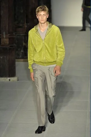 Look 15
